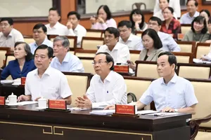 Nearly 98,500 HCMC officials, Party members attend national teleconference
