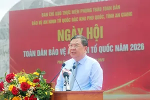 Standing Deputy Prime Minister Pham Gia Tuc speaks at the event. (Photo; SGGP)