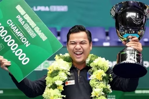 Nguyen Tran Thanh Tao celebrates winning the PBA-LPBA Championship 2026/27. (Photo: News1)