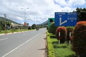 Two parking projects meant to ease Da Lat traffic remain stalled