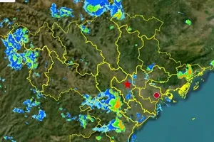 Thunderstorm cells over the Northern region on the afternoon of August 17 (Screenshot from the weather radar and satellite cloud monitoring system of the Department of Meteorology and Hydrology)