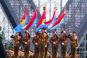 The Officers’ Formation representing the five military branches (Photo: SGGP)