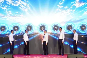 Delegates perform the ceremonial launch of the Terminal T1 renovation and expansion project. (Photo: SGGP)