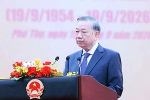 Top leader joins ceremony for President Ho Chi Minh's visit to Hung Kings Temple