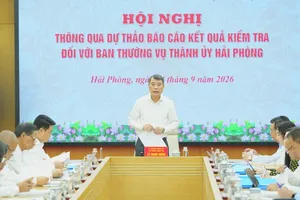 Prime Minister Le Minh Hung speaks at the conference to approve a draft report on the results of the third round of inspection and supervision of the Standing Board of the Hai Phong municipal Party Committee. (Photo: SGGP)