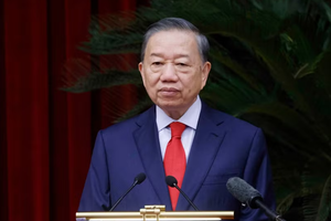 General Secretary of the Communist Party of Vietnam (CPV) Central Committee and President To Lam delivers the opening remarks at the fourth plenum of the 14th Party Central Committee. (Photo: VNA)