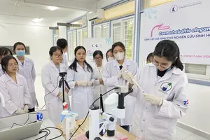 Ho Chi Minh City to support tuition fees for students pursuing key fields
