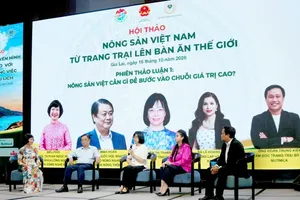 Delegates discuss issues at the seminar “"Vietnamese Agricultural Products: From Farm to Global Table". (Photo: SGGP)