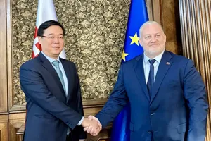 Standing Vice Secretary of the Ho Chi Minh City Party Committee Le Quoc Phong (L) and tate Secretary of the Slovak Ministry of Culture Mario Maruska (Photo: SGGP)