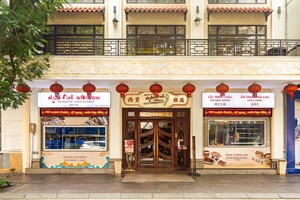图：西贡银庭餐厅, 胡志明市西贡坊崛起街 52-54-56 号。(NDSG供图）