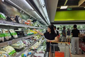 Hàng hóa trong hệ thống siêu thị Saigon Co.op được kiểm soát chặt ngay từ đầu vào 