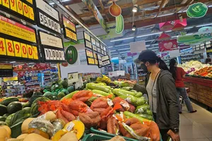 Việc đảm bảo logistics giúp hàng hóa luôn được lấp đầy trên kệ siêu thị