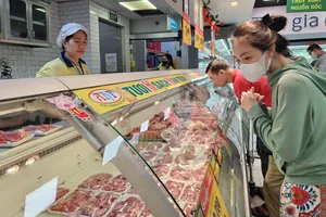 Hàng hóa đạt chuẩn tick xanh lên kệ siêu thị