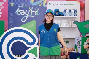 Nón kết in logo Co.op Online được khách hàng săn lùng