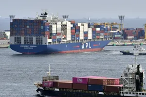 Tổng thống Mỹ Donald Trump ưu tiên đàm phán về thuế với Nhật Bản và Hàn Quốc