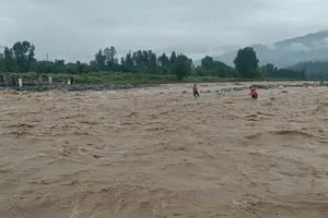 Hơn 250 người chết do lũ ở Nam Á