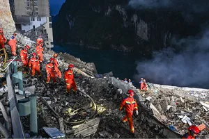 Đông Á khẩn trương ứng phó mưa lũ