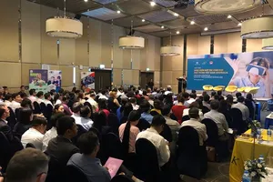 Buổi giao lưu thu hút sự quan tâm của hàng trăm khách mời là cán bộ quản lý, đại diện các trường THPT trên địa bàn TPHCM