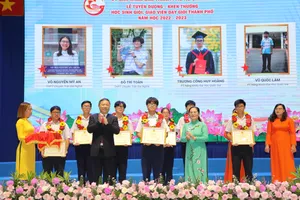 TPHCM: Tuyên dương 458 học sinh và giáo viên giỏi tiêu biểu cấp thành phố