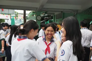 TPHCM: Công bố điểm chuẩn lớp 10 chuyên và tích hợp