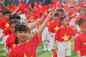 TPHCM: Dự kiến 10 khoản thu dịch vụ, hỗ trợ hoạt động giáo dục trong năm học 2025-2026