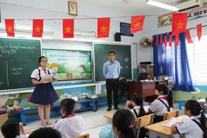 Học sinh Trường Tiểu học Đặng Trần Côn (phường Vĩnh Hội) trong giờ học của học kỳ 1 năm học 2025-2026