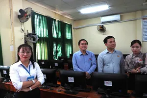 Ban Văn hóa - Xã hội, HĐND TPHCM khảo sát tình hình cơ sở vật chất trường lớp chuẩn bị cho năm học mới