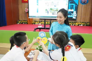 Học sinh Trường Tiểu học Đống Đa (phường Tân Hòa, TPHCM) trong một giờ học. Ảnh: THU TÂM