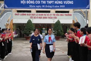 Học sinh tham gia kỳ thi tuyển sinh lớp 10 công lập năm học 2025-2026