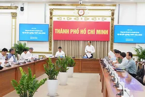 Đoàn công tác của Bộ GD-ĐT làm việc với UBND TPHCM về công tác chuẩn bị cho Kỳ thi tốt nghiệp THPT năm 2026