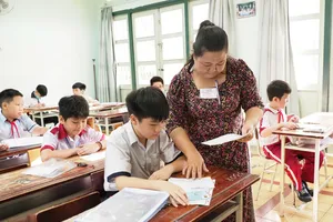 Thí sinh tham dự khảo sát tuyển sinh vào lớp 6 năm học 2026-2027 tại điểm khảo sát THCS-THPT Trần Đại Nghĩa. Ảnh: THU TÂM.