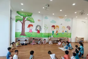Trẻ được chăm sóc trong môi trường an toàn tại một nhóm lớp độc lập trên địa bàn TPHCM. Ảnh minh họa.