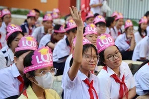 Thí sinh cấp THCS tham gia vòng thi chung kết tại Trường THCS Minh Đức (phường Cầu Ông Lãnh, TPHCM)