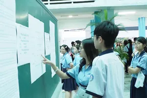 Học sinh tham gia kỳ thi tuyển sinh lớp 10 công lập năm học 2026-2027 tại TPHCM