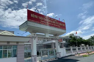 Vĩnh Long thành lập Bệnh viện dã chiến số 5