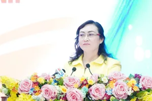 TPHCM và tỉnh Vĩnh Long liên kết thúc đẩy phát triển du lịch - thương mại