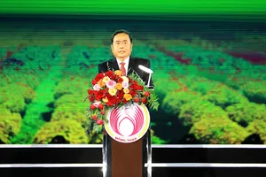 Ủy viên Bộ Chính trị, Phó Chủ tịch Thường trực Quốc hội Trần Thanh Mẫn phát biểu tại buổi lễ khai mạc Festival hoa - kiểng Sa Đéc 2023