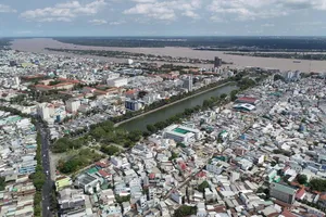 Thành phố Mỹ Tho nhìn từ trên cao. Ảnh: BẮC BÌNH