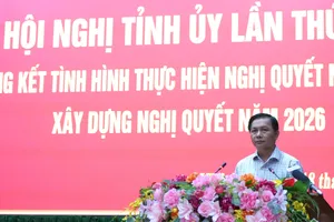 Bí thư Tỉnh uỷ Vĩnh Long Trần Văn Lâu phát biểu tại hội nghị. Ảnh: TH