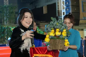 Nhiều loại nông sản vùng miền được giới thiệu tại “Phiên chợ nông sản vùng miền - Bình Đông” lần thứ nhất. Ảnh: HỮU HẠNH 