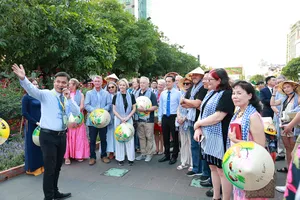 Mở rộng trải nghiệm, chinh phục khách quốc tế