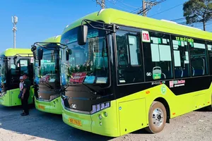 Để xe buýt hấp dẫn hơn - Bài 3: “Áo mới” cho xe buýt