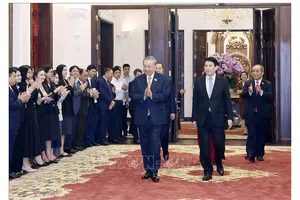 Tổng Bí thư, Chủ tịch nước Tô Lâm gặp mặt cán bộ Văn phòng Chủ tịch nước