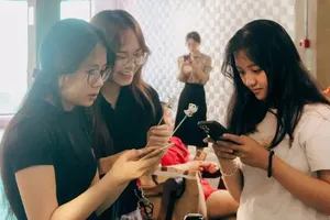 Tiền lương và chuyện người trẻ ngại lập gia đình, sinh con
