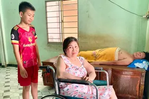 Biến cố liên tiếp ập xuống vợ chồng nghèo