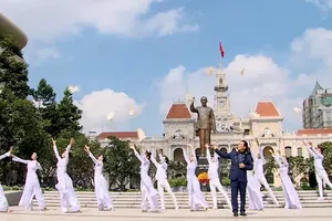 Chuyển trọng tâm từ “làm theo” sang “thực hành”