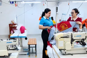 Trao sinh kế, tiếp sức phụ nữ vươn lên