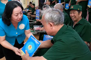 Xây dựng tổ chức công đoàn hiện đại, chuyên nghiệp, nghĩa tình