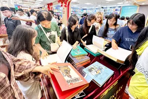Sách giới hạn không còn “giới hạn”