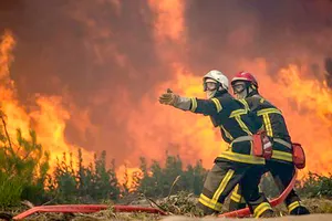 Nắng nóng cực đoan gây thiệt hại nặng